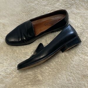 COACH leather modern smoking loafer black round toe Size 6